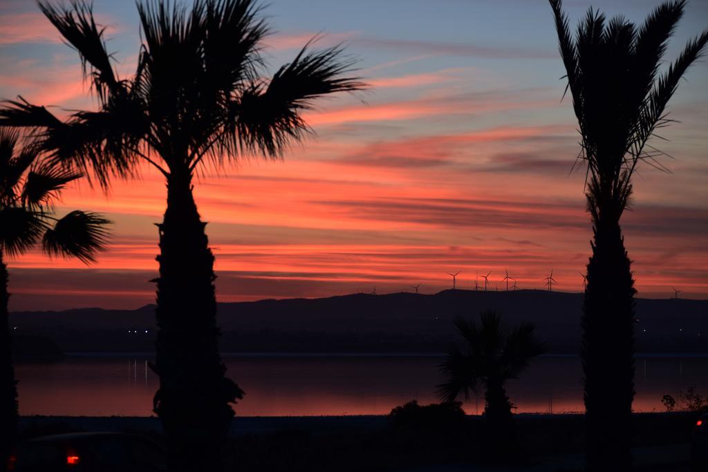 Mackenzie Beach Zen-Apartment Larnaca Buitenkant foto